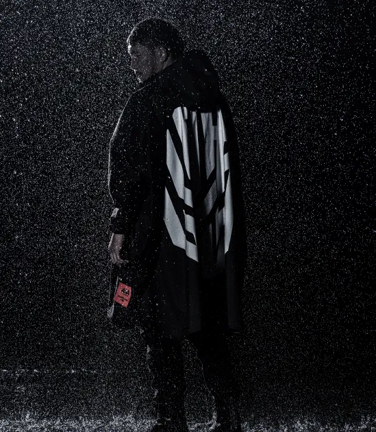 GUERRILLA RAIN PONCHO 1st